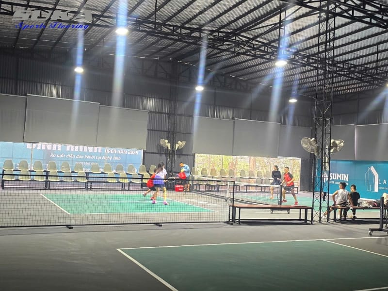 Luật giao bóng trong pickleball