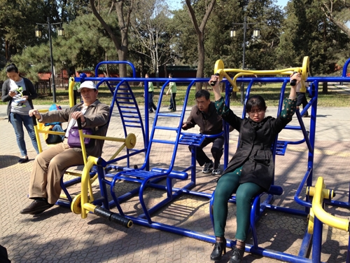 DỤNG CỤ TẬP THỂ DỤC NGOÀI TRỜI CÔNG VIÊN