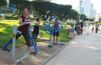 Dụng cụ tập thể dục ngoài trời tại Khánh Hòa